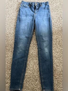 No Boundaries High Rise Sculpting Skinny Jeans ~ Size 9